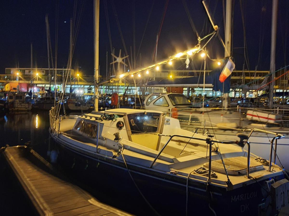 Charmant Voilier Chauffe Nuit Insolite Boulogne-sur-Mer Exterior photo